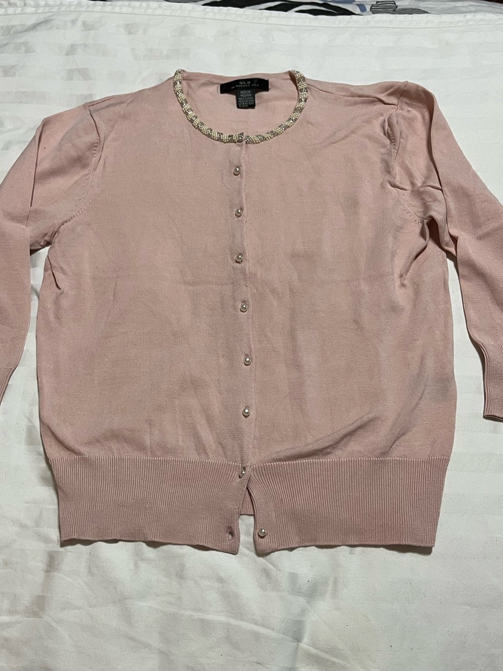 Silx by August Silk Pale Blush Jeweled Crewneck Cardigan
15-05 ABCD